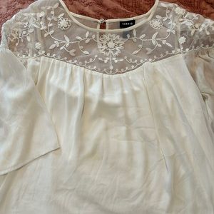 Beautiful Women’s Blouse With Crochet Neckline